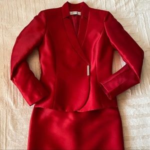 Tahari Skirt Suit